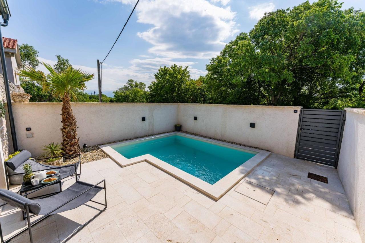 Villa Stone House With Pool Poeta Pridraga Exterior foto