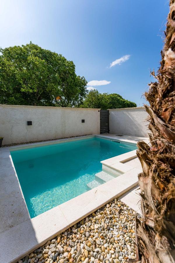 Villa Stone House With Pool Poeta Pridraga Exterior foto