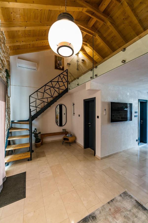 Villa Stone House With Pool Poeta Pridraga Exterior foto